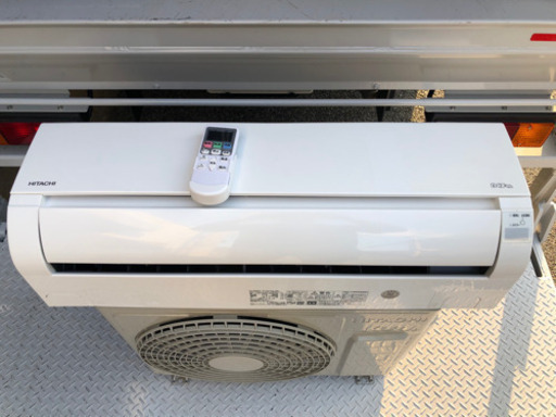 標準工事費こ！2019年製日立　6畳〜8畳