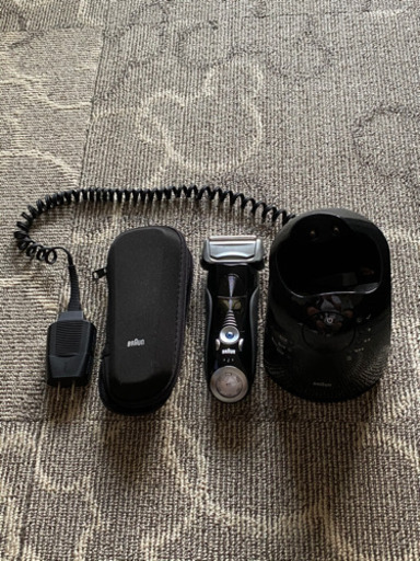 brown電気シェーバー