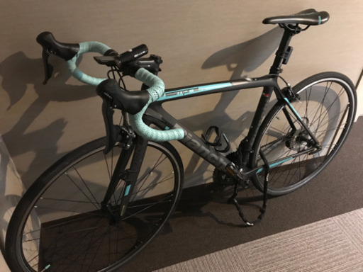 Bianchi 2018年製 ロードバイク(フルカーボン)