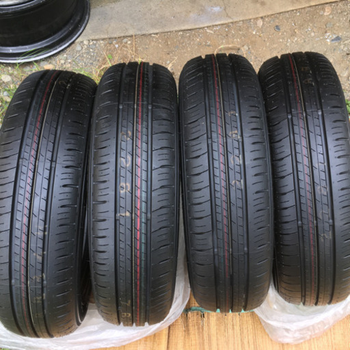 未使用品　夏タイヤ　2018年製　165/65/14 ダンロップ　4本　アルミホイール付き