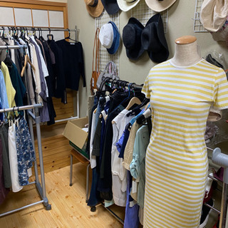 一宮で夏物レディース服　未使用品タグ付き大特価販売中