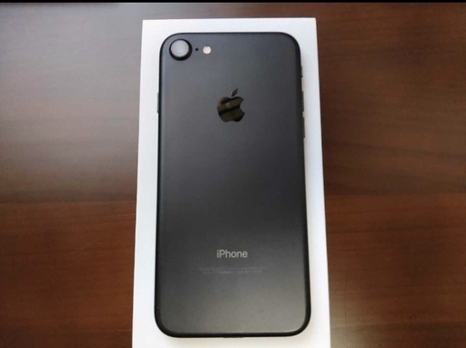iphone７ 32GB 黒 SIMフリー SIMロック解除済 美品