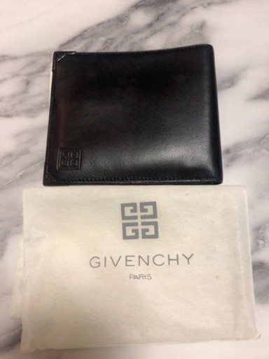 GIVENCHY 二つ折り財布 新品 黒 ジバンシー