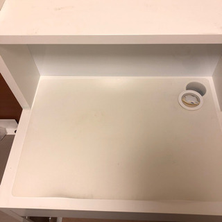 IKEA ミッケ　テーブルチェア付きの画像