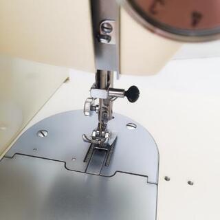 決定済 動作保証 ミシン ジャノメ トピアエース 超美品 ３ヶ月無料修理補償つきの画像