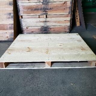 倉庫内保管(美品)木製パレット(リフォーム、 DIY、キャンプ、...