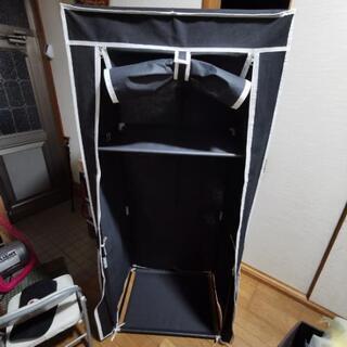 新品組み立て済ハンガーラック差し上げます