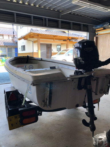 決まりました。2馬力船外機付11ftボート　車検ありトレーラー付