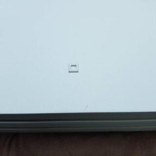 【美品】希少な白  PlayStation4 Pro PS4 縦置きスタンド着の画像