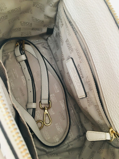 MICHAEL CORS のバック