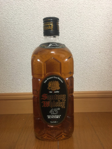 サントリー 黒角 700ml