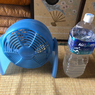 ミニサーキュレーター　ブルー　軽量