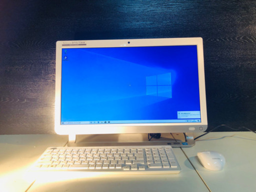 WIN10★1000G★DVDにWi-Fi☆TOSHIBA☆ホワイト
