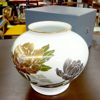 大倉陶園 金銀彩牡丹 花瓶 フラワーベース 花器 OKURA 白磁 花生 花活