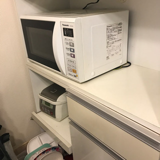引っ越しのため　食器棚の画像