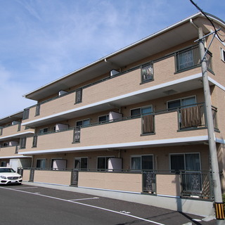 【０円お引越しプラン】キャンペーン実施中！南向き１４帖南面リヴィ...