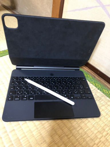 iPad Pro用マジックキーボード、ペン　１１インチ