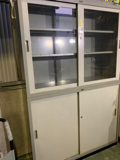 コクヨ オフィス家具 収納 上下スライド扉 書類整理  キャビネット 棚