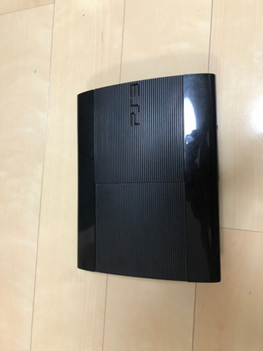 PS3本体➕コントローラー2つ➕ソフト8本