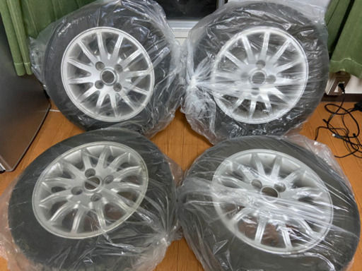 スタッドレスタイヤ　15インチ　YOKOHAMA iceGUARD ig60