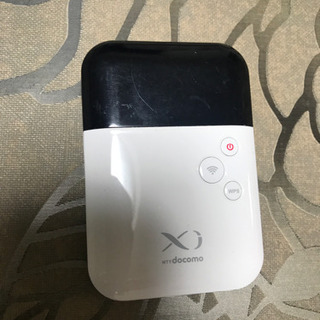 L-04D 軽いモバイルルータ