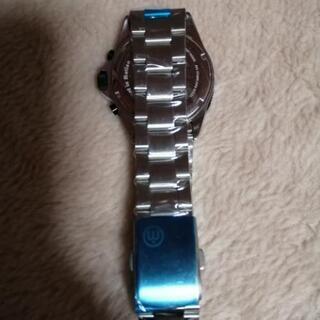 新品movement in motion腕時計の画像