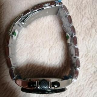 新品movement in motion腕時計の画像