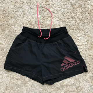 Adidas ショットパンツ