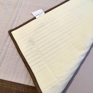 ニトリ　キルトラグ　譲りますの画像