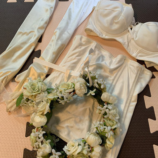 ウェディングドレス　ビジュー　二次会用　ブライダルフォトにの画像