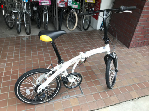 20インチ　軽量アルミフレーム　6SPEED　折り畳み自転車　ホワイト