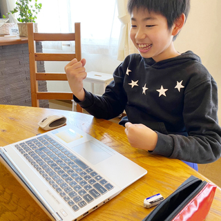 小中学生からの英語　バイリンガル高校生が教える　REnglish Japanの画像