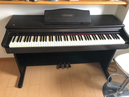 電子ピアノ