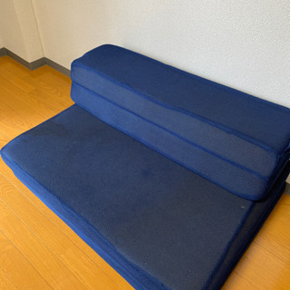 折りたたみ式マットレスの画像