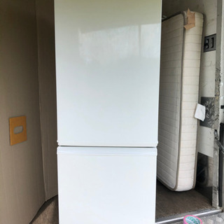 2012年製　シャープ　冷蔵庫　SJ-17e9-KBの画像