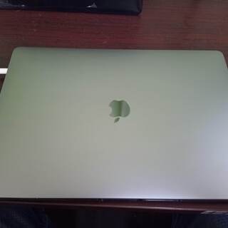 MacBook Pro (16-inch, 2019)