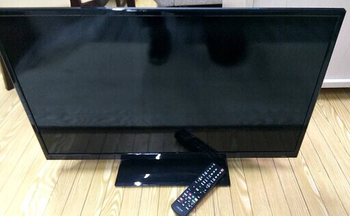 液晶テレビ　32型　2019年製　地デジ　美品