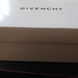 GIVENCHYジバンシー新品未使用ペアカップの画像