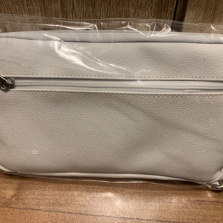 【新品•未開封】ポルシェ正規店より70周年記念ハンドバックの画像