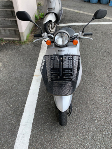 受付は終了しました。一番早く連絡くれた方にお譲りする事になりました。ホンダ　トゥデイ50  原付　YAMAHAヘルメット付き