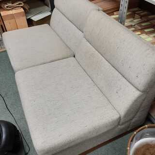 【無料】カジュアルソファー（応接セットのソファとしても利用可）お譲りします。の画像