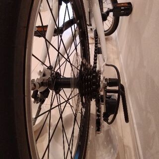 ほとんど新品　２１段変速機の自転車の画像