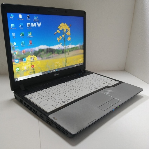 富士通小型ビジネスノート