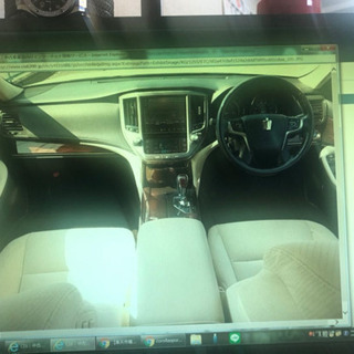 CROWNハイブリッド ロイヤルサルーンの画像