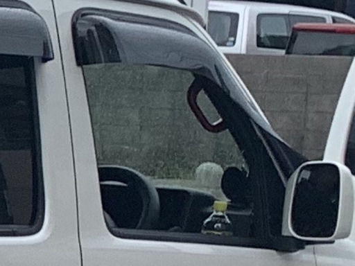 ハイゼットカーゴ　フロントワイドバイザー