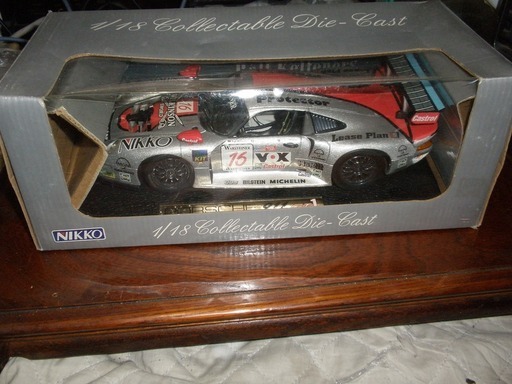 NIKKO　ニッコー　1/18モデル　PORSCHEポルシェ 911 GT1新品未開封