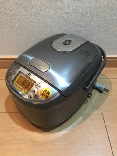 【受渡予定済】象印　3合　炊飯ジャー(中古)