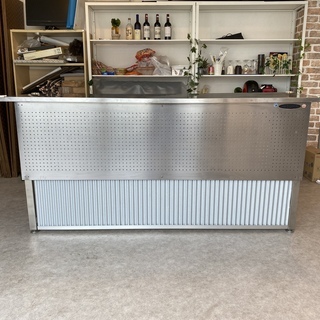 【価格変更しました 50%OFF】現地引取可能な方限定！カウンターテーブル1台　※7/11までに引取可能な方、限定の画像