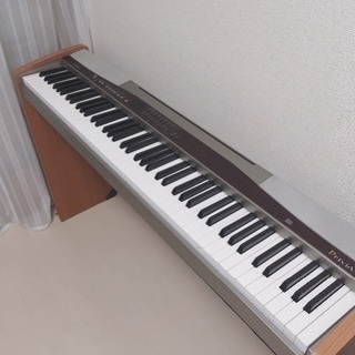 電子ピアノ（CASIO Privia PX-500L）