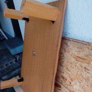 堅牢な座卓テーブルの画像